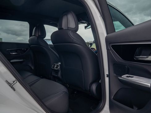 Certified 2026 Mercedes-Benz GLC 300 4MATIC image 25