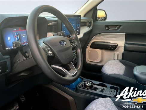 Used 2025 Ford Maverick XLT w/ 4K Tow Package image 13