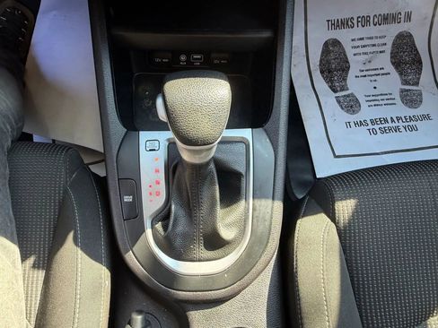 Used 2021 Kia Forte LXS FWD image 21