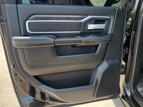 Used 2024 RAM 3500 Big Horn AWD/4WD image 22