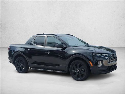 Used 2023 Hyundai Santa Cruz Night AWD/4WD image 3
