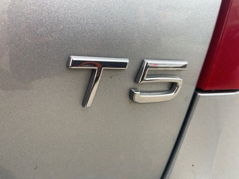 Used 2018 Volvo S60 T5 Dynamic w/ Vision Package image 5
