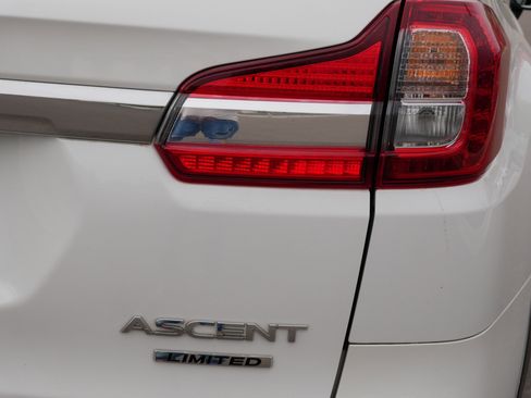 Used 2022 Subaru Ascent Limited w/ Technology Package AWD/4WD image 17