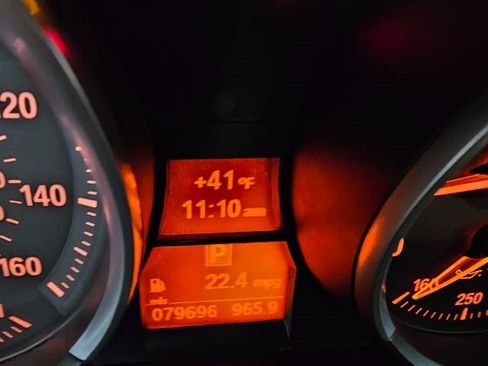 Used 2011 BMW Z4 sDrive30i w/ Premium Pkg image 12