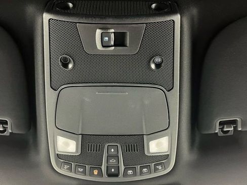 Used 2019 Ford F150 Lariat w/ Equipment Group 502A Luxury image 21