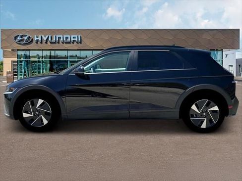 New 2026 Hyundai Ioniq 5 SEL AWD/4WD image 3