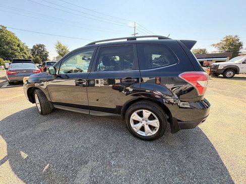 Used 2014 Subaru Forester 2.5i Touring AWD/4WD image 12