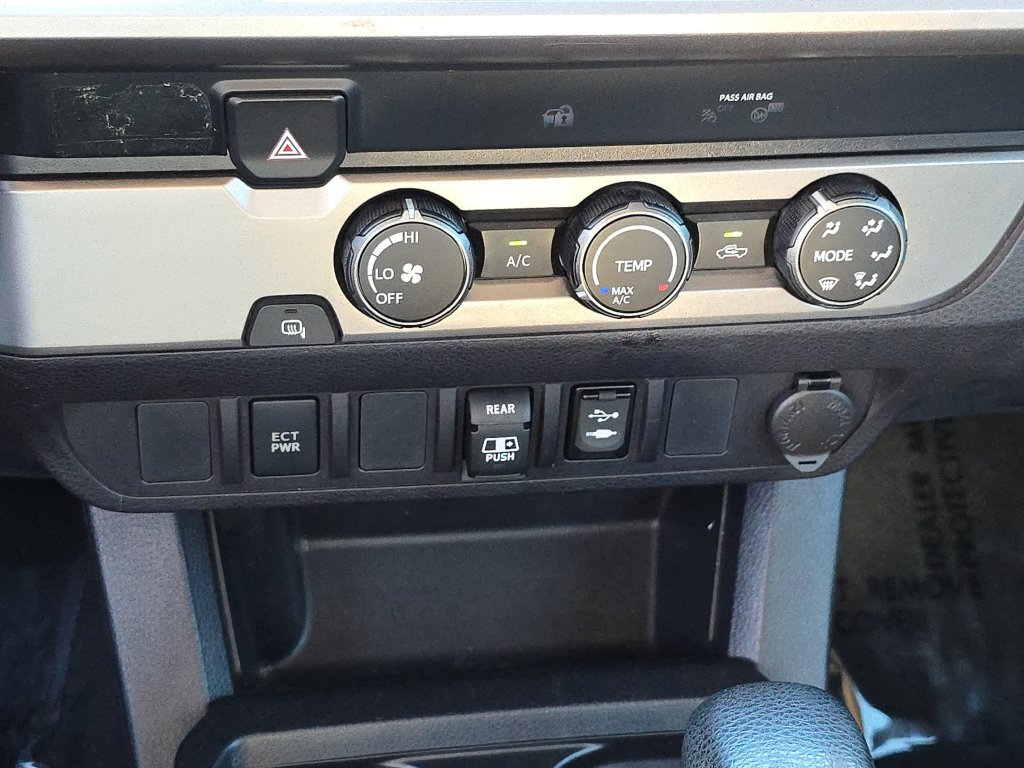 Used 2019 Toyota Tacoma SR5 RWD image 30