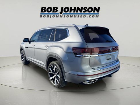 Used 2024 Volkswagen Atlas SEL Premium R-Line image 10
