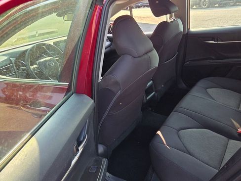 Used 2022 Toyota Camry LE FWD image 7
