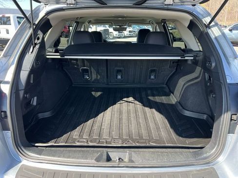 Used 2018 Subaru Outback 2.5i Limited AWD/4WD image 24