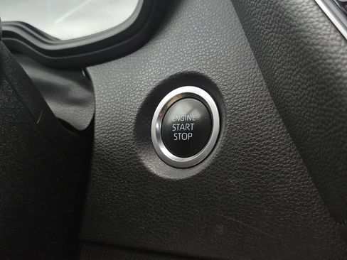 Used 2024 Toyota Corolla SE image 18