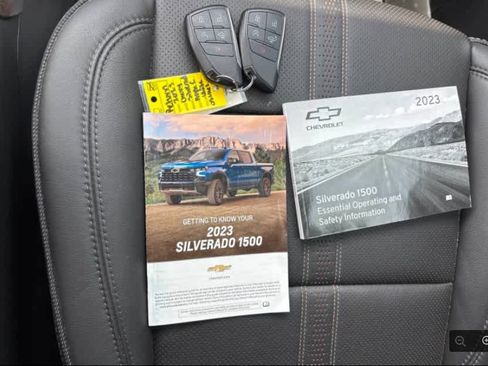 Used 2023 Chevrolet Silverado 1500 High Country w/ High Country Premium Package AWD/4WD image 14