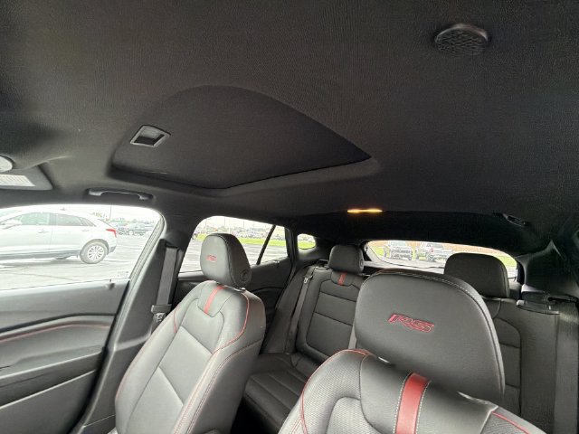 Certified 2024 Chevrolet Trax RS w/ Sunroof Package FWD image 19