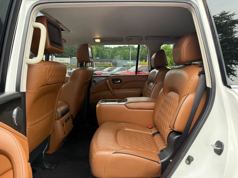 Used 2019 INFINITI QX80 Luxe w/ Proactive Package AWD/4WD image 26