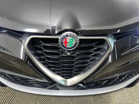 Used 2024 Alfa Romeo Tonale Ti w/ Active Assist Package AWD/4WD image 9