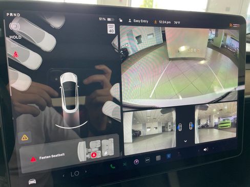 Used 2022 Tesla Model 3 image 33