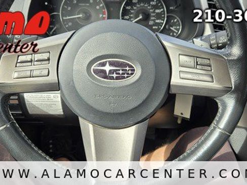 Used 2011 Subaru Outback 2.5i Premium AWD/4WD image 34