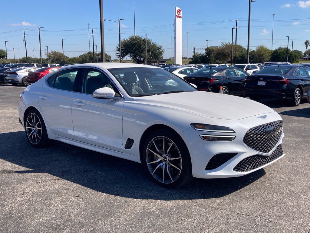 Used 2026 Genesis G70 2.5T AWD/4WD image 3