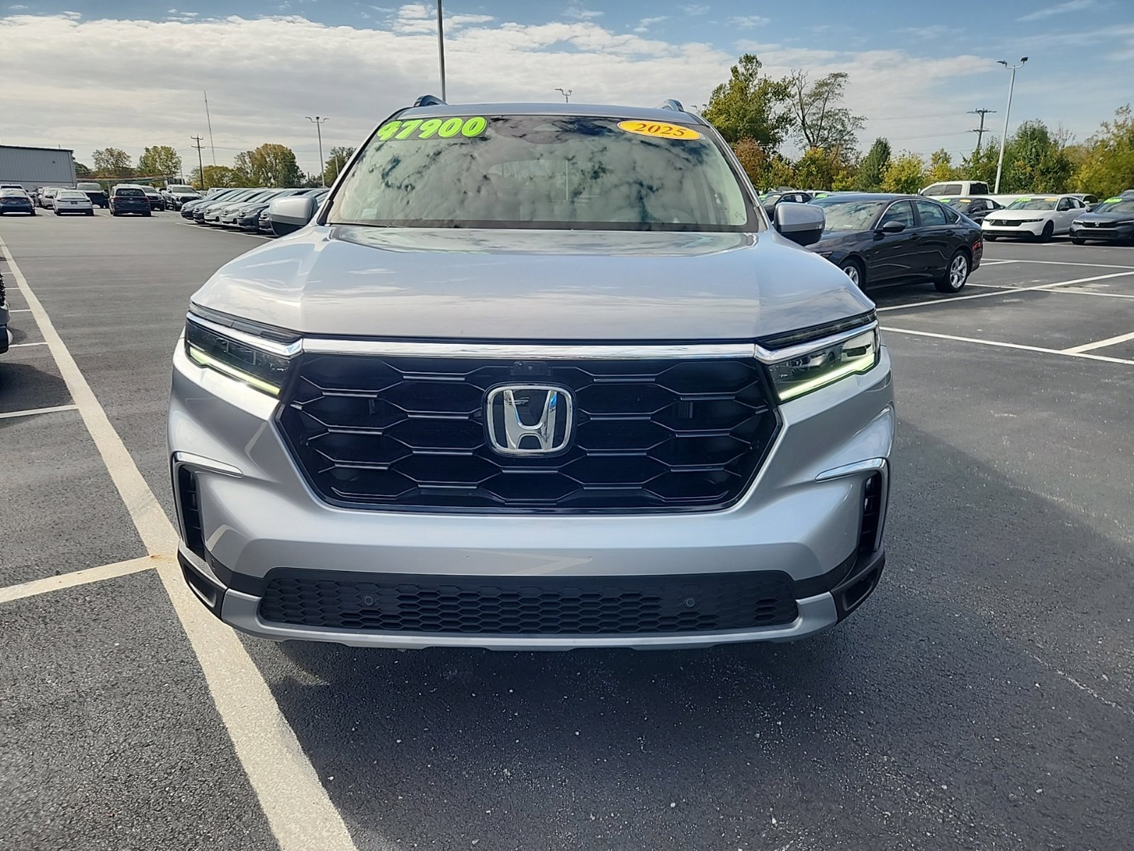 Used 2025 Honda Pilot Elite image 11