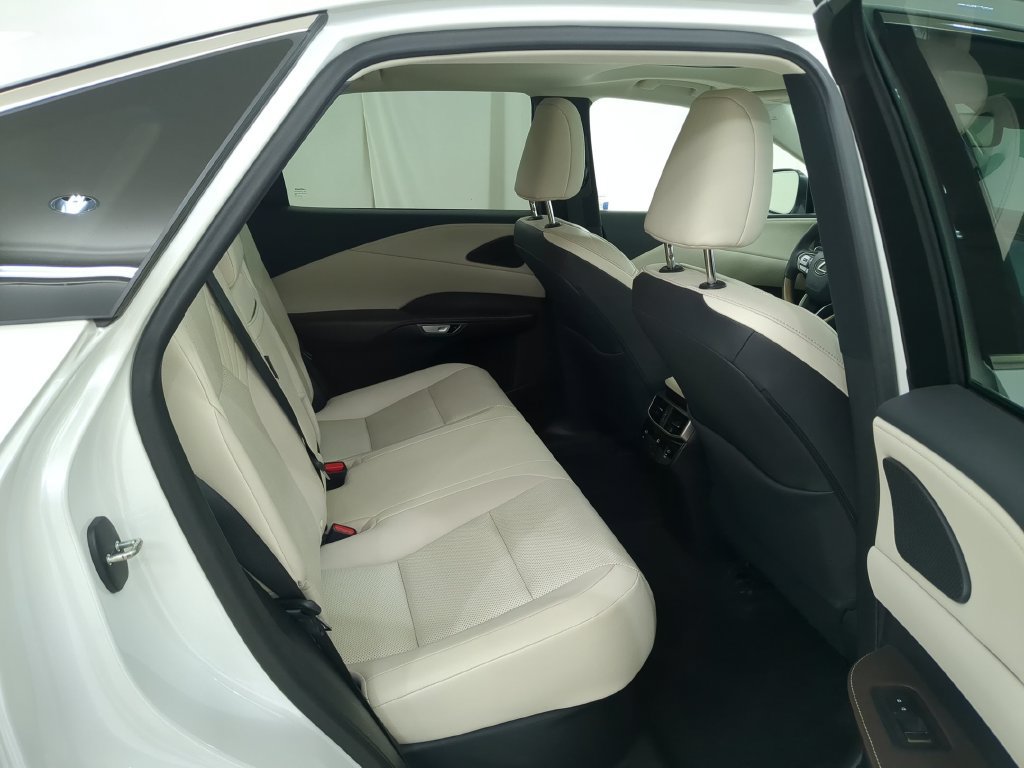 Used 2024 Lexus RX 350 Premium w/ Convenience Package AWD/4WD image 33