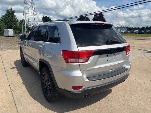Used 2012 Jeep Grand Cherokee Altitude AWD/4WD image 5