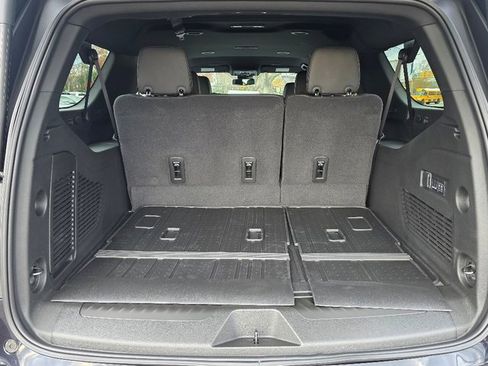 New 2026 Chevrolet Suburban LT w/ Comfort Package image 4