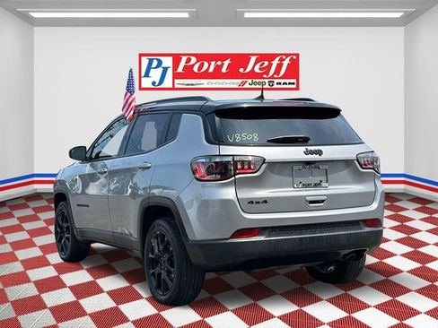Certified 2022 Jeep Compass Altitude w/ Convenience Group image 6