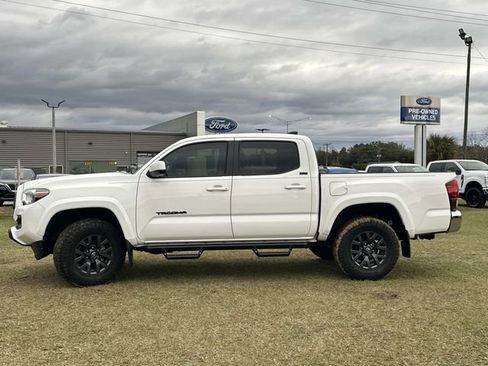 Used 2023 Toyota Tacoma SR5 image 6