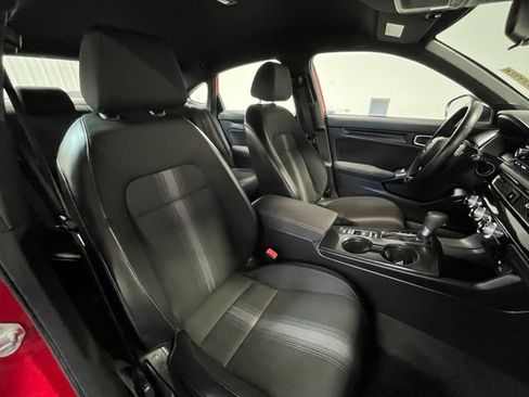 Used 2025 Honda Civic Sport image 9