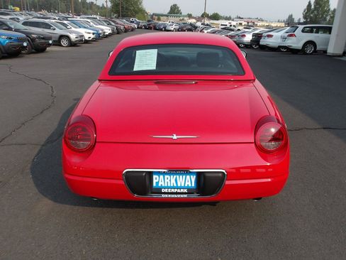Used 2004 Ford Thunderbird RWD image 4
