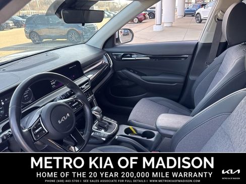 Used 2024 Kia Seltos X-Line AWD/4WD image 14