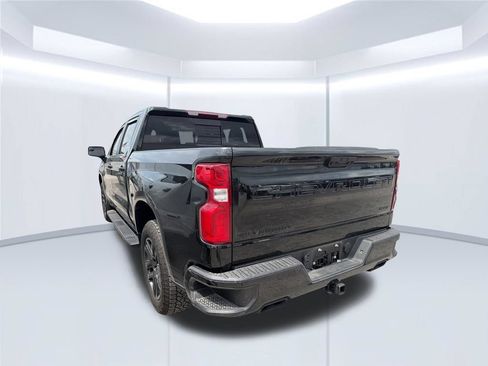 Used 2025 Chevrolet Silverado 1500 RST AWD/4WD image 11