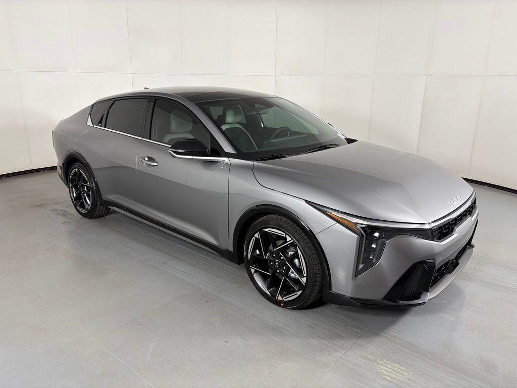 New 2026 Kia K4 GT-Line Turbo FWD image 2