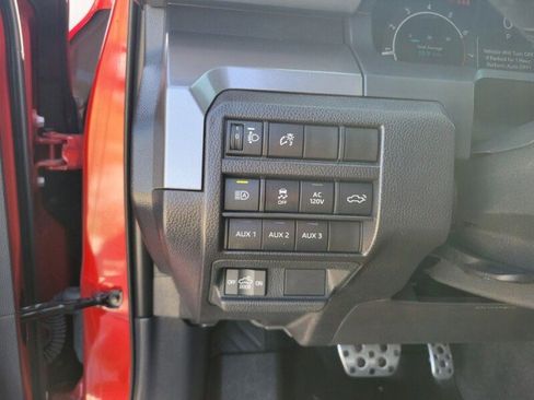 Used 2024 Toyota Tacoma TRD Sport w/ TRD Sport Premium Package AWD/4WD image 12