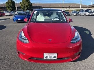 Used 2021 Tesla Model Y Long Range video 2