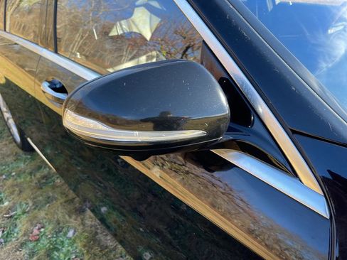 Used 2015 Mercedes-Benz S 550 4MATIC Sedan image 4