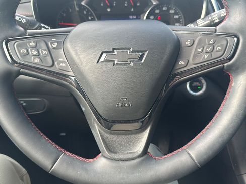 Used 2024 Chevrolet Equinox RS FWD image 12