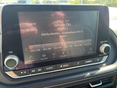 Used 2021 Nissan Rogue S FWD image 21