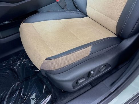 New 2026 Chevrolet Equinox ACTIV image 18