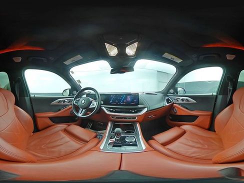 Used 2024 BMW XM image 13