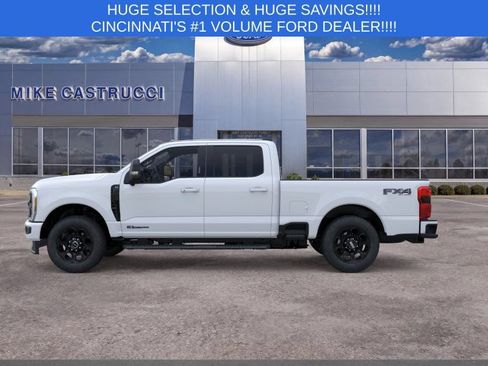 New 2026 Ford F250 XLT w/ XLT Premium Package AWD/4WD image 3