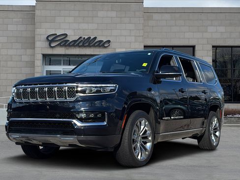 Used 2022 Jeep Grand Wagoneer Series II image 5