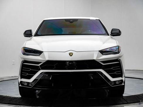 Used 2022 Lamborghini Urus image 28