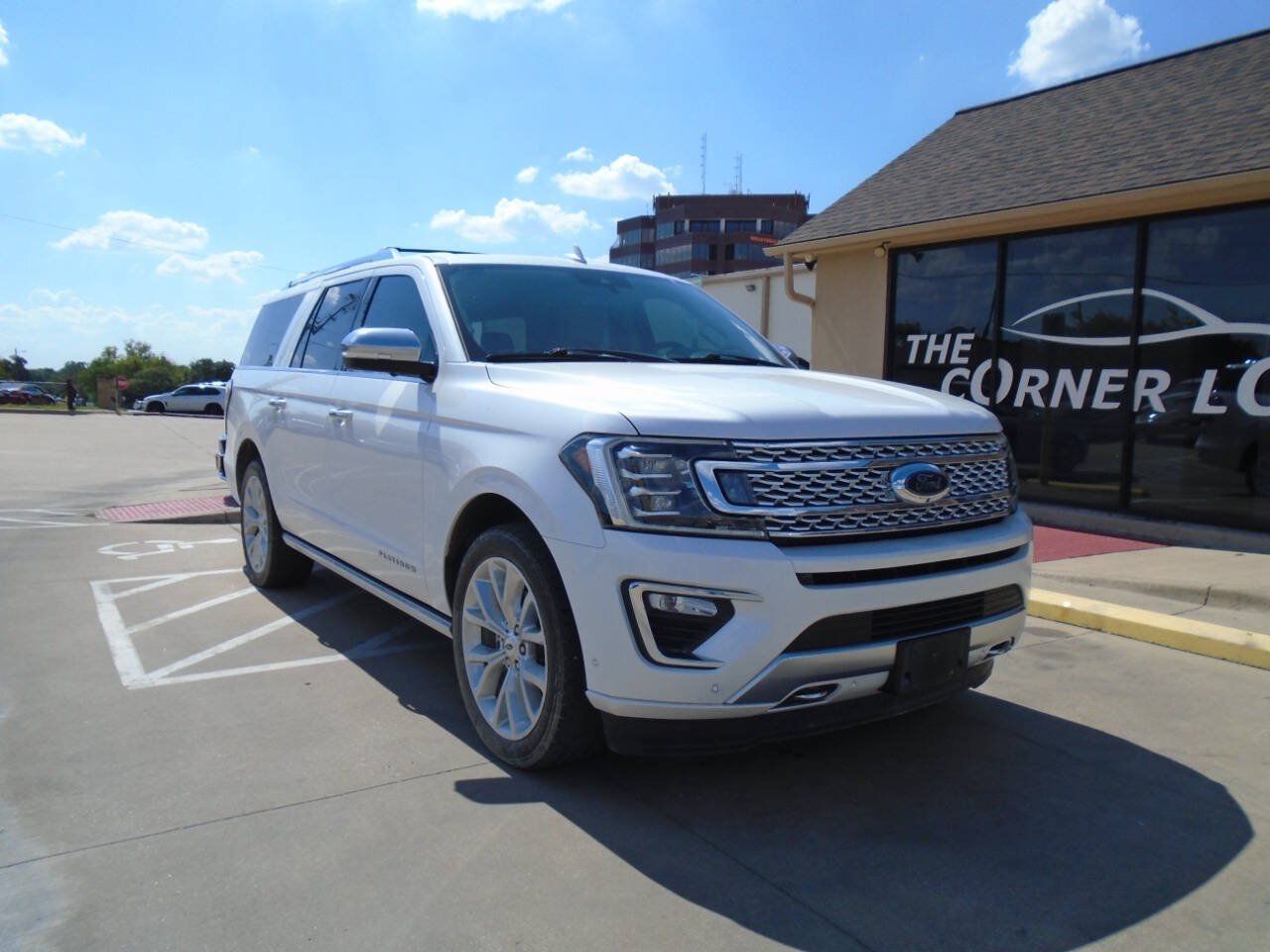 Used 2019 Ford Expedition Max Platinum AWD/4WD image 1