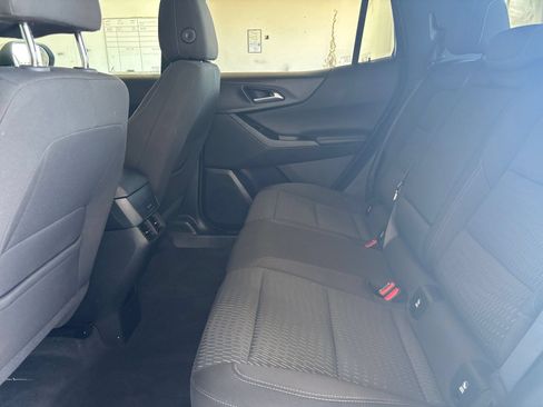 Used 2025 Chevrolet Equinox LT FWD image 21