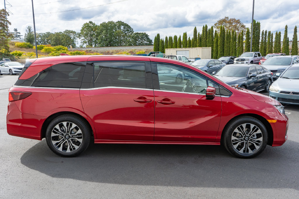 New 2027 Honda Odyssey Elite image 5