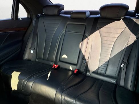 Used 2015 Mercedes-Benz S 550 Sedan image 15