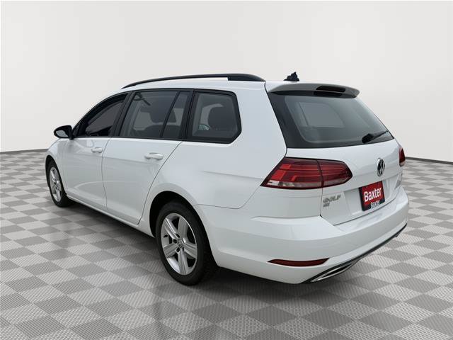 Used 2018 Volkswagen Golf SE FWD image 5