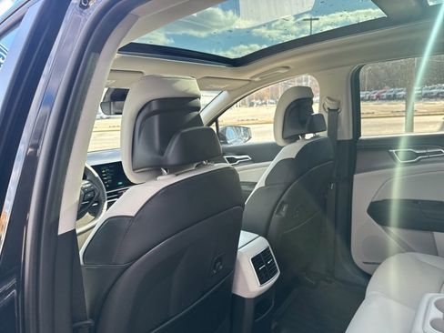New 2026 Kia Sportage EX image 22